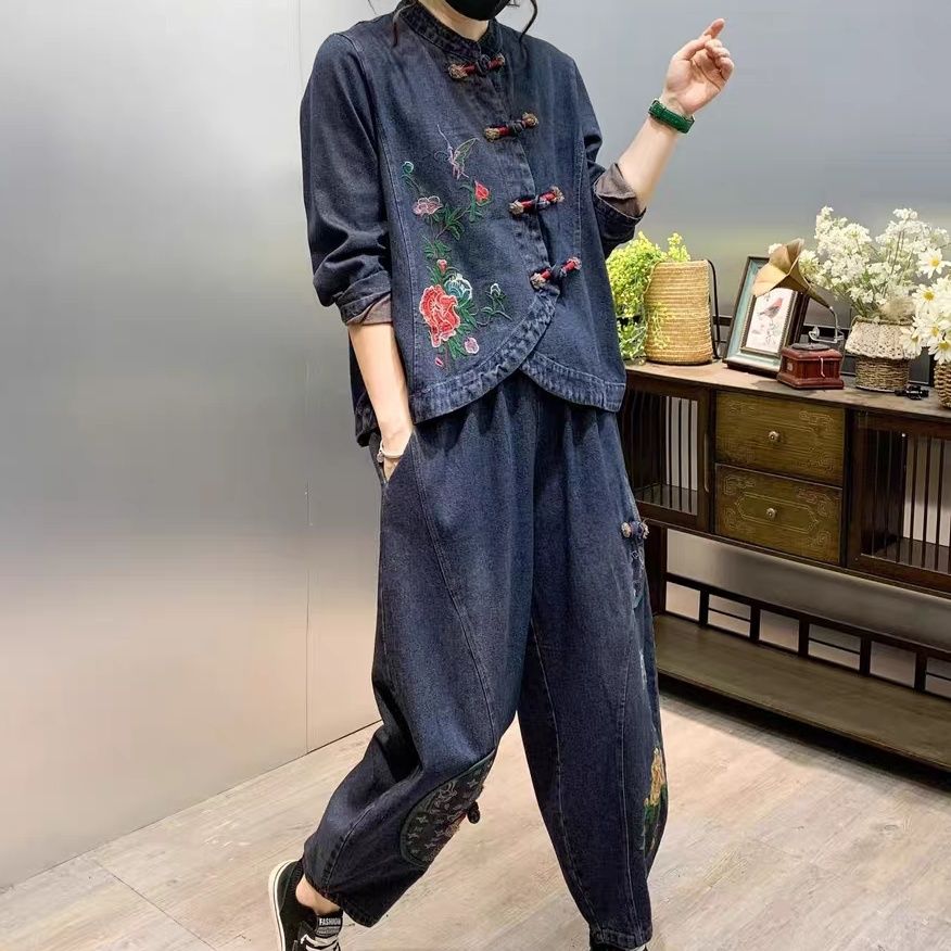 Conjunto de moda vaquera con f - Embroidery Class reseña y precio