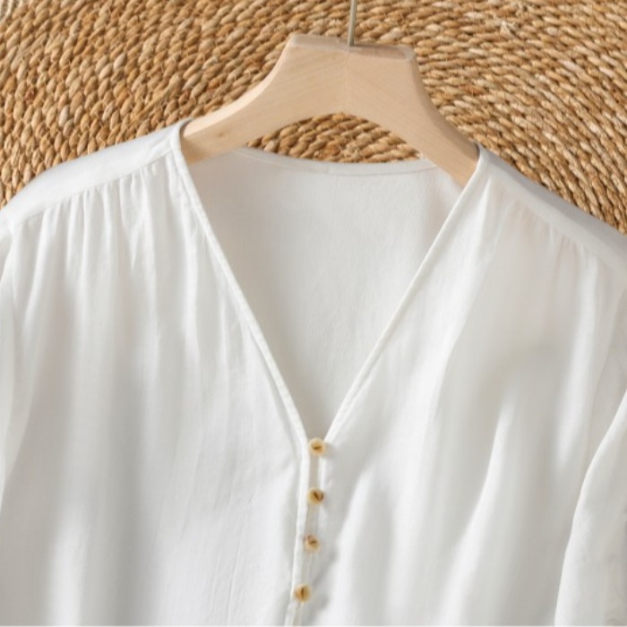 Camiseta Blanca de Diseño Casu - Embroidery Cardigan reseña y precio