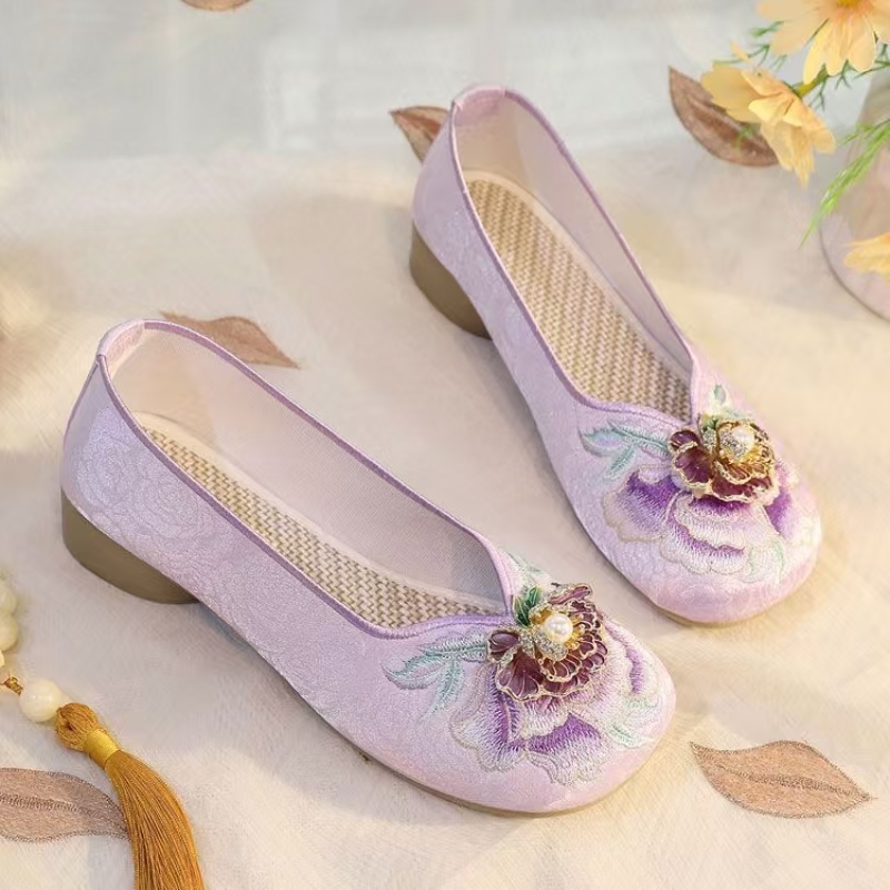 Zapatos de tela bordados de ta - Embroidery Canvas reseña y precio